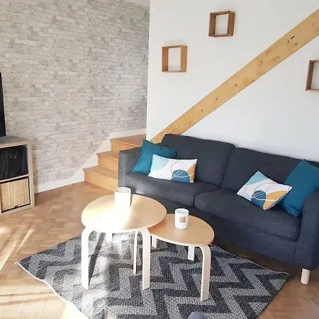 Charmante Maison De Avec Jardin Casa de Férias *